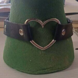 Adjustable silver heart choker